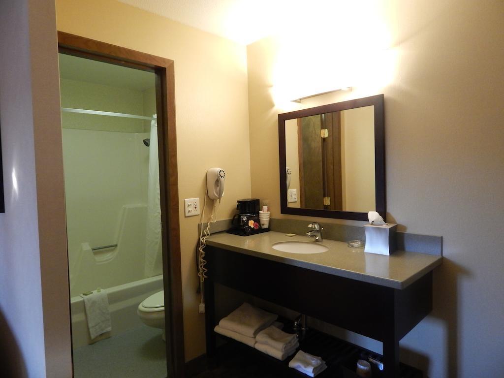 Super 8 By Wyndham White River Junction Ngoại thất bức ảnh